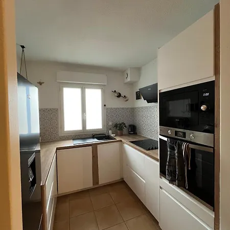 Terrasse Avec Parking Apartment Uzes